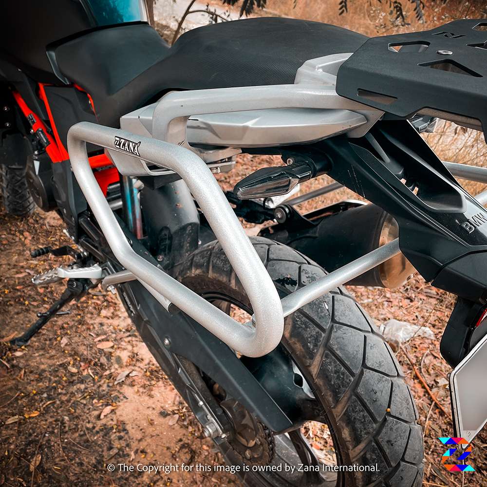 KUSTOM SILVER SADDLE STAY FOR BMW G310R